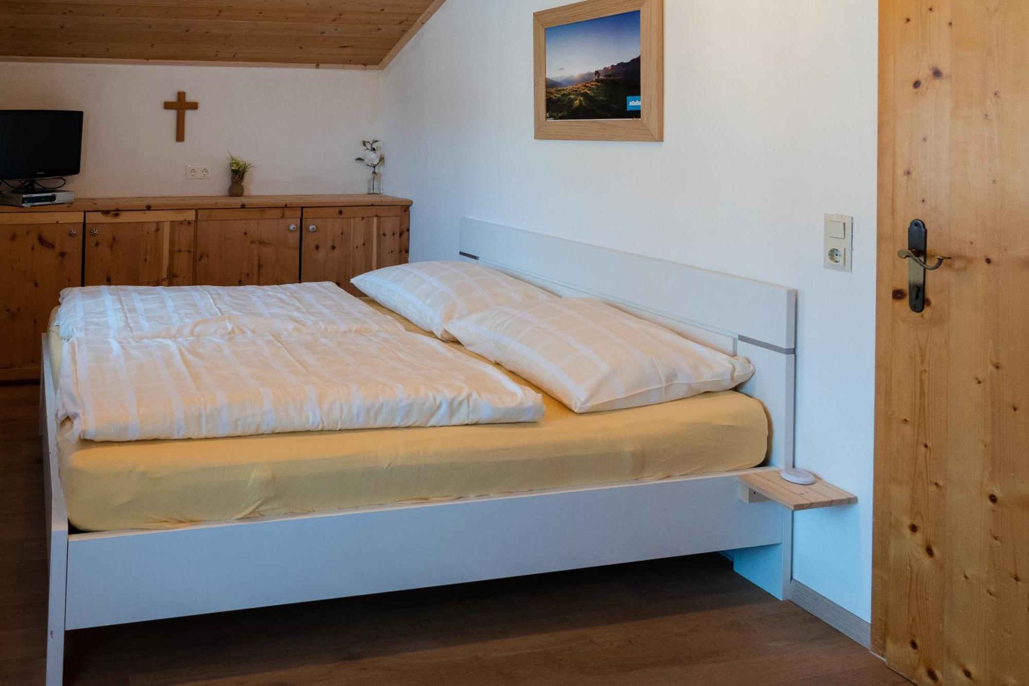Pension Mariandl Neustift im Stubaital Exterior photo